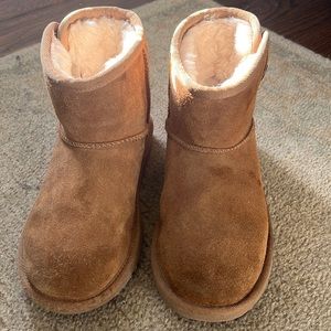 UGG Australia UGG Kid's Jona Suede Side Snap Closure Chestnut Boots.Girl.Size:2